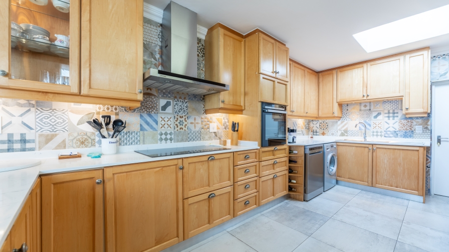 3 Bedroom Property for Sale in Bloubergstrand Western Cape